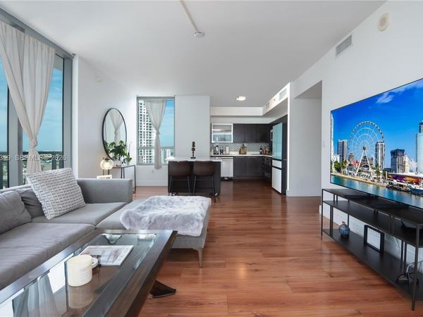 90 SW 3rd St , Unit 2113, Miami, FL 33130