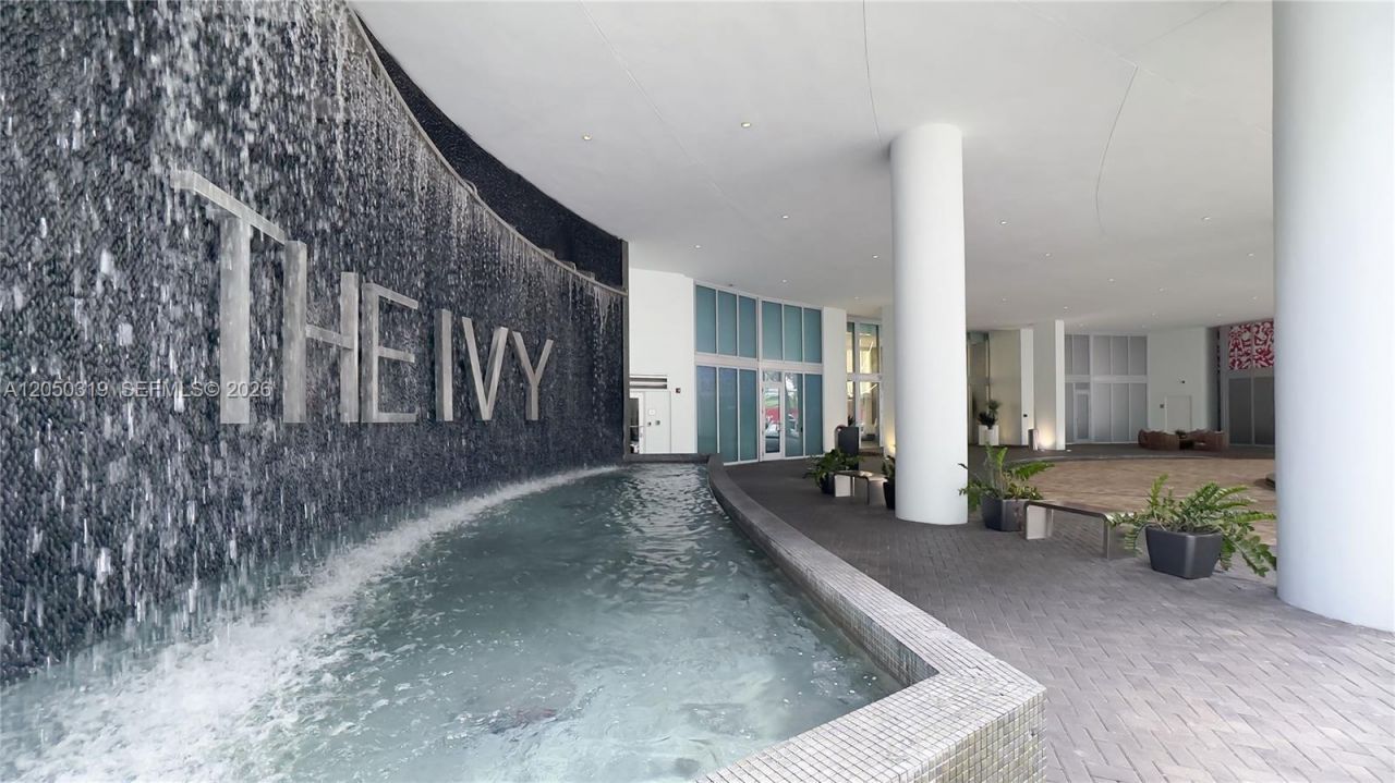 90 SW 3rd St , Unit 2113, Miami, FL 33130 Photo