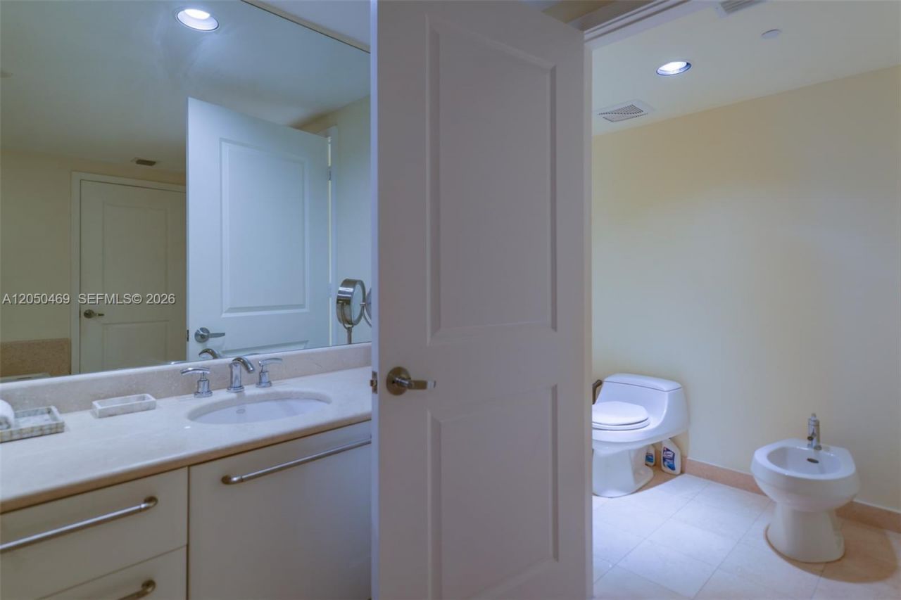 3101 S Ocean Dr , Unit 404, Hollywood, FL 33019 Photo