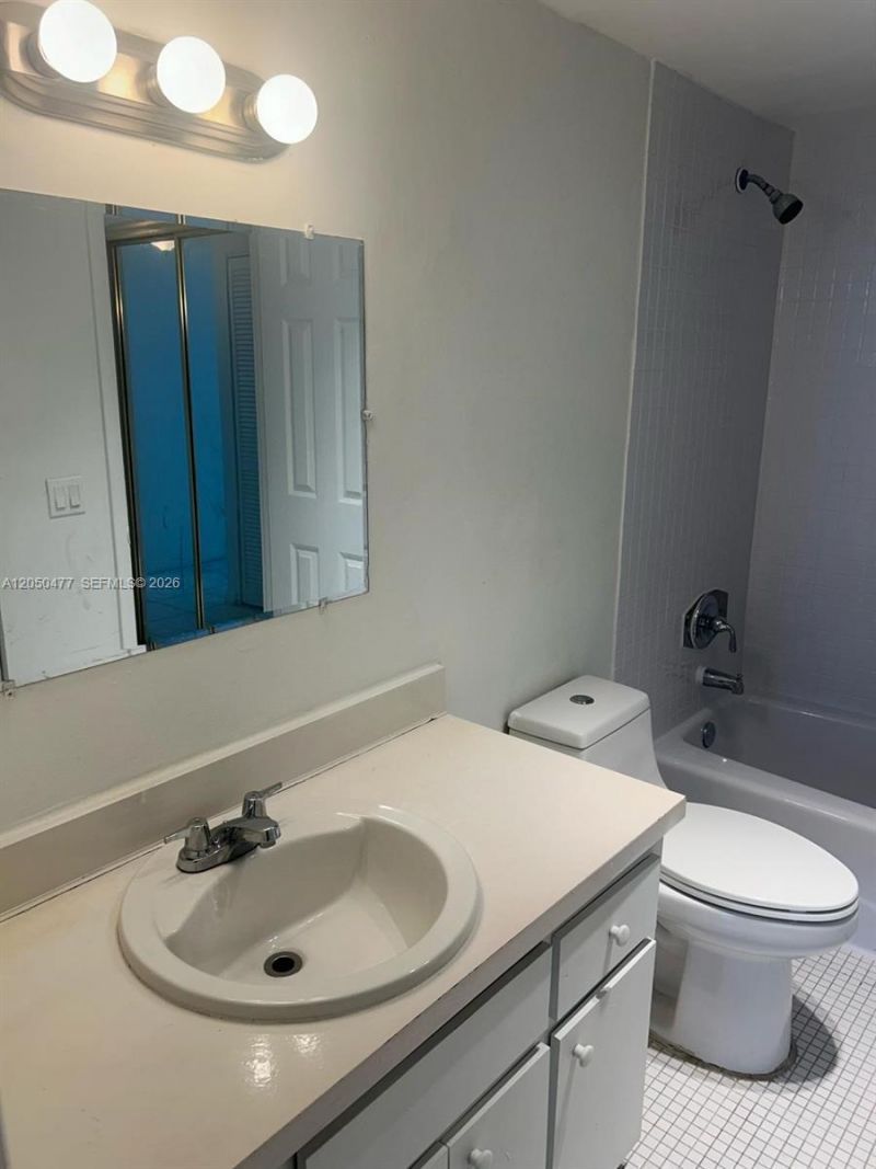 15600 NW 7th Ave , Unit 501, Miami, FL 33169 Photo