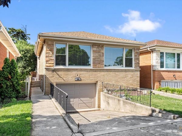 6320 W Lawrence Avenue , Chicago, IL 60630