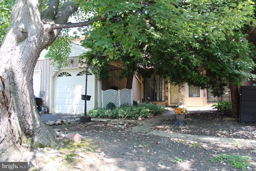 1107 Stewart Place, Philadelphia, PA 19116 Main Photo