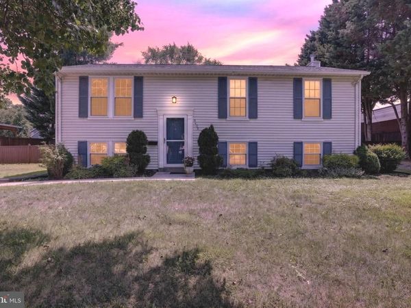8409 LOCUST GROVE DRIVE, LAUREL, MD 20707