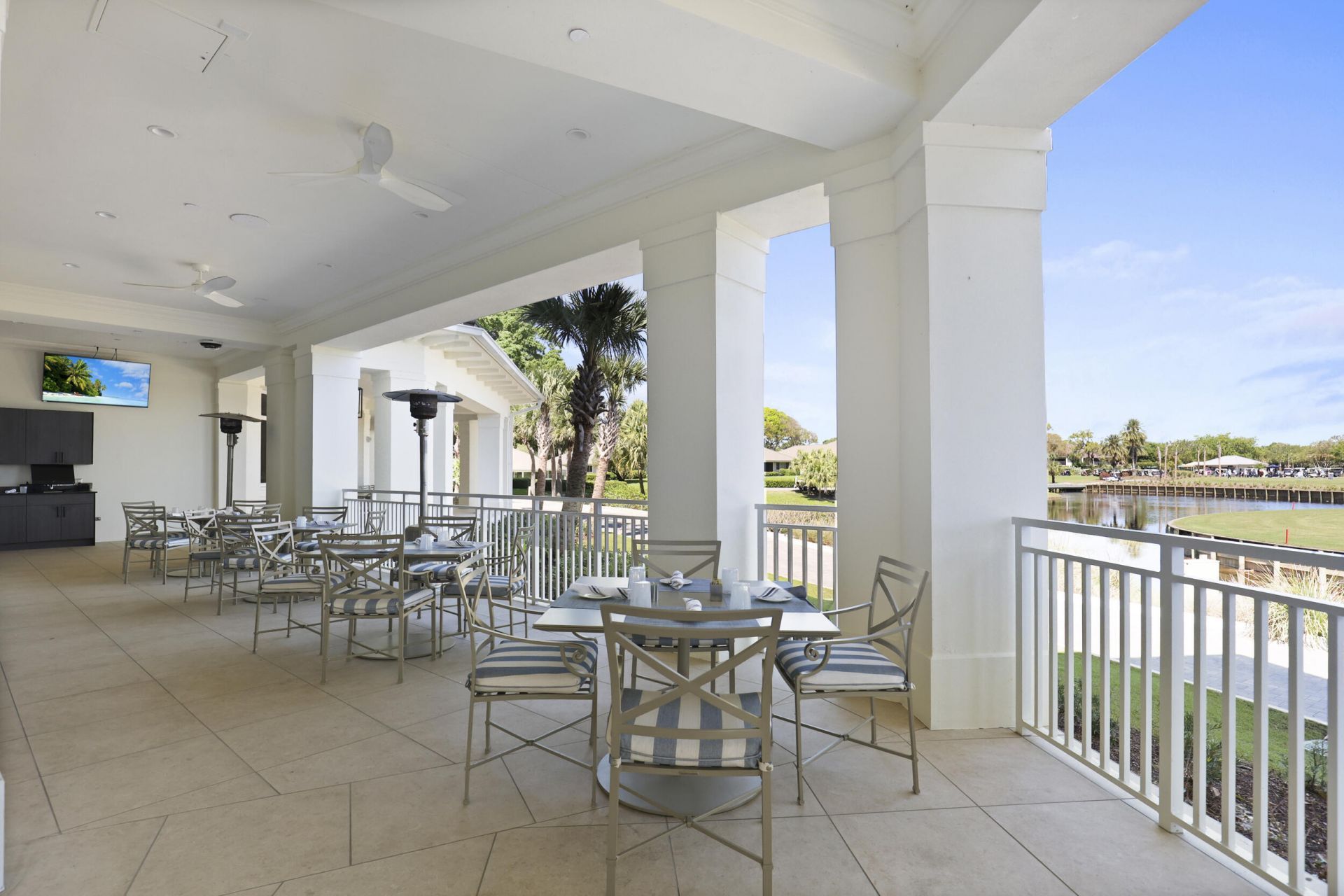 5172 SE Club Way, Unit 207, Stuart, FL 34997 Photo