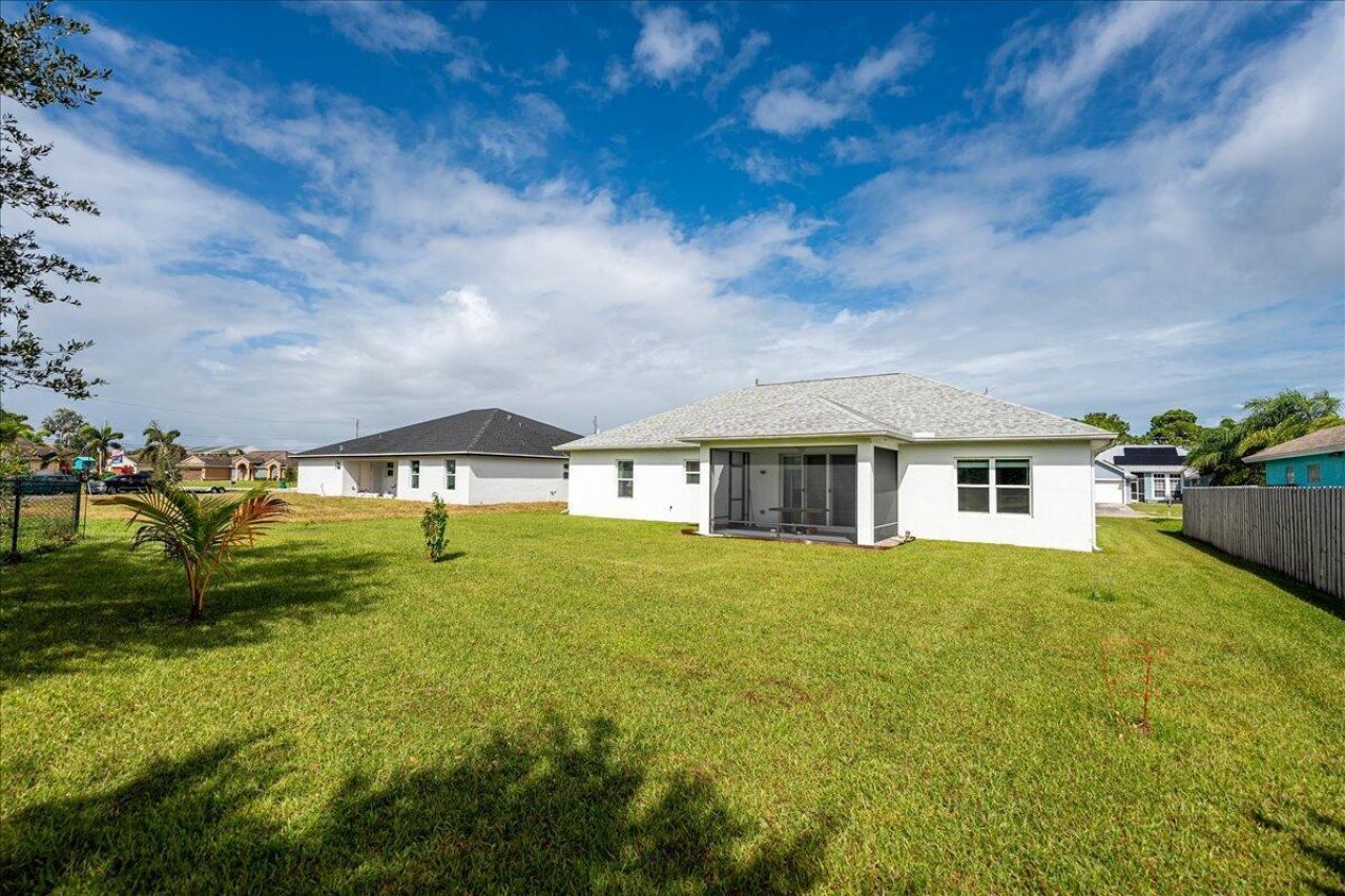 5362 NW Akbar Terrace, Port Saint Lucie, FL 34986 Photo