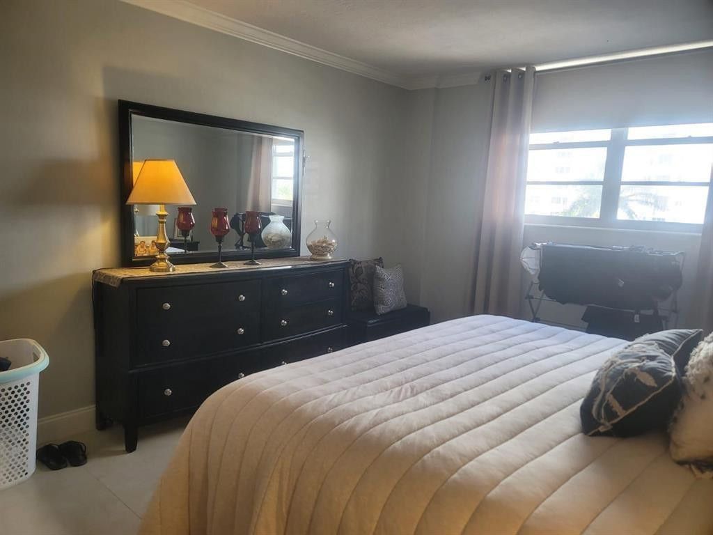 3000 S Ocean Drive, Unit 302, Hollywood, FL 33019 Photo