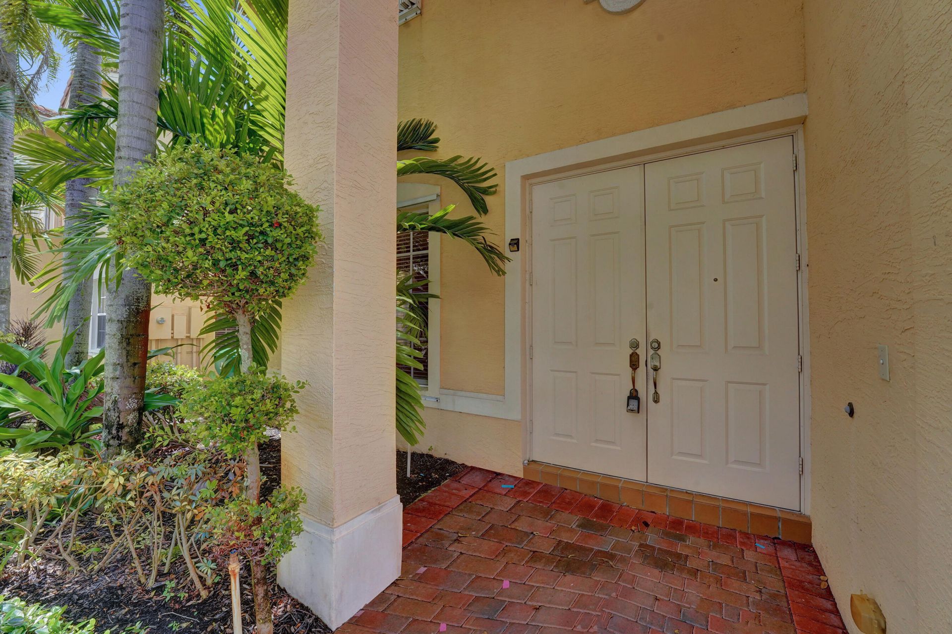 18062 SW 41st Street, Miramar, FL 33029 Photo