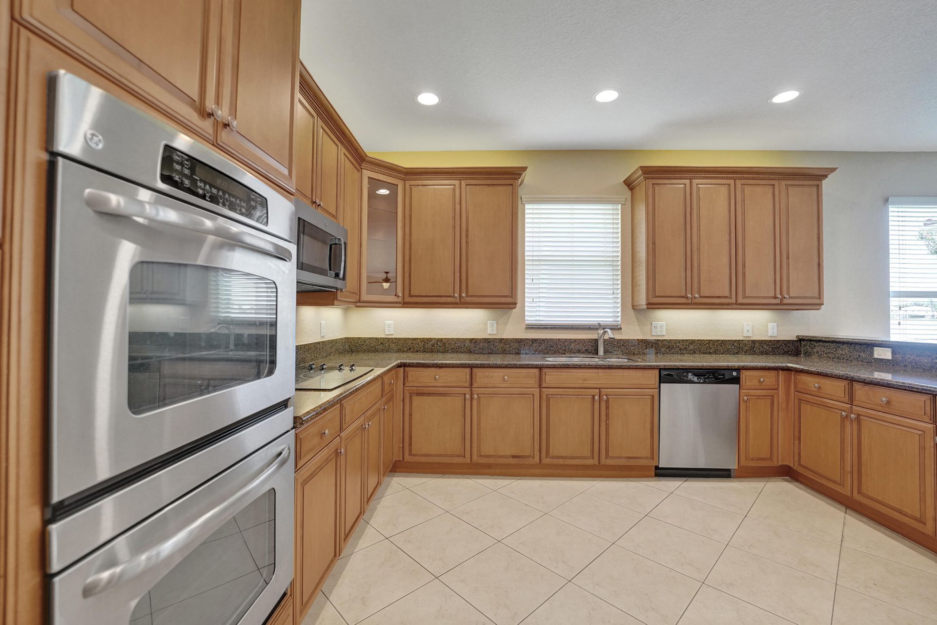 18062 SW 41st Street, Miramar, FL 33029 Photo