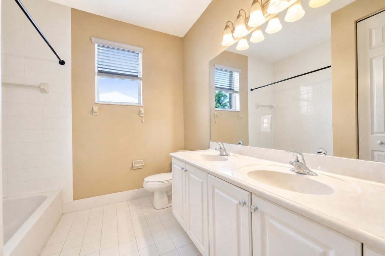 18062 SW 41st Street, Miramar, FL 33029 Photo