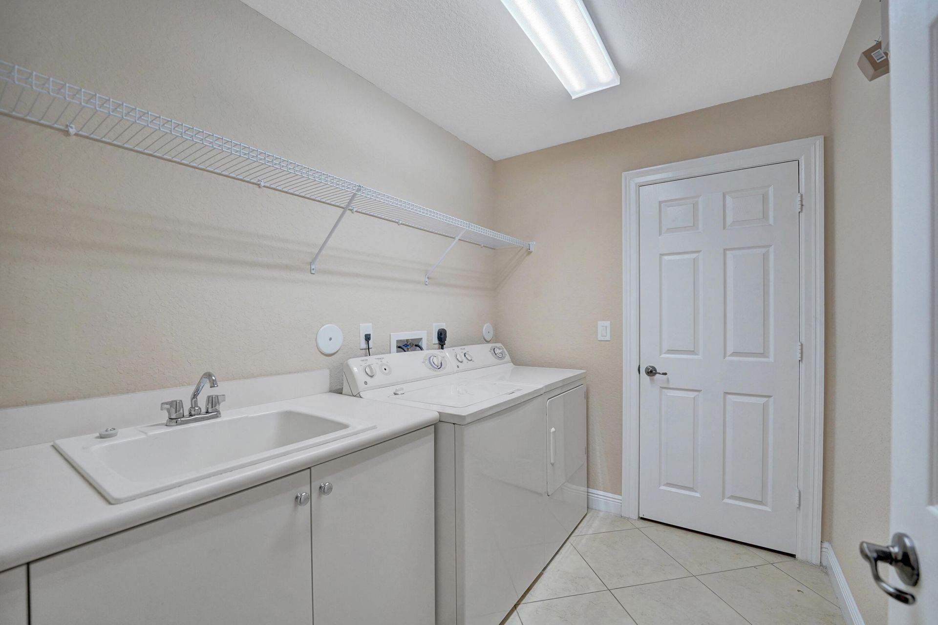 18062 SW 41st Street, Miramar, FL 33029 Photo