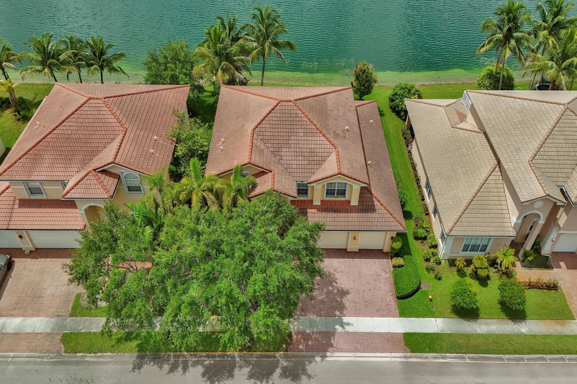 18062 SW 41st Street, Miramar, FL 33029 Photo