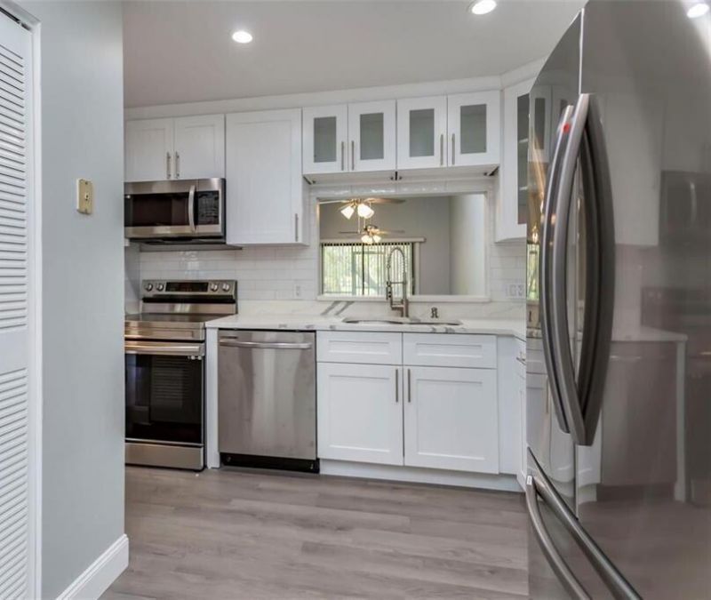 454 Lakeview Drive, Unit 1, Weston, FL 33326 Photo