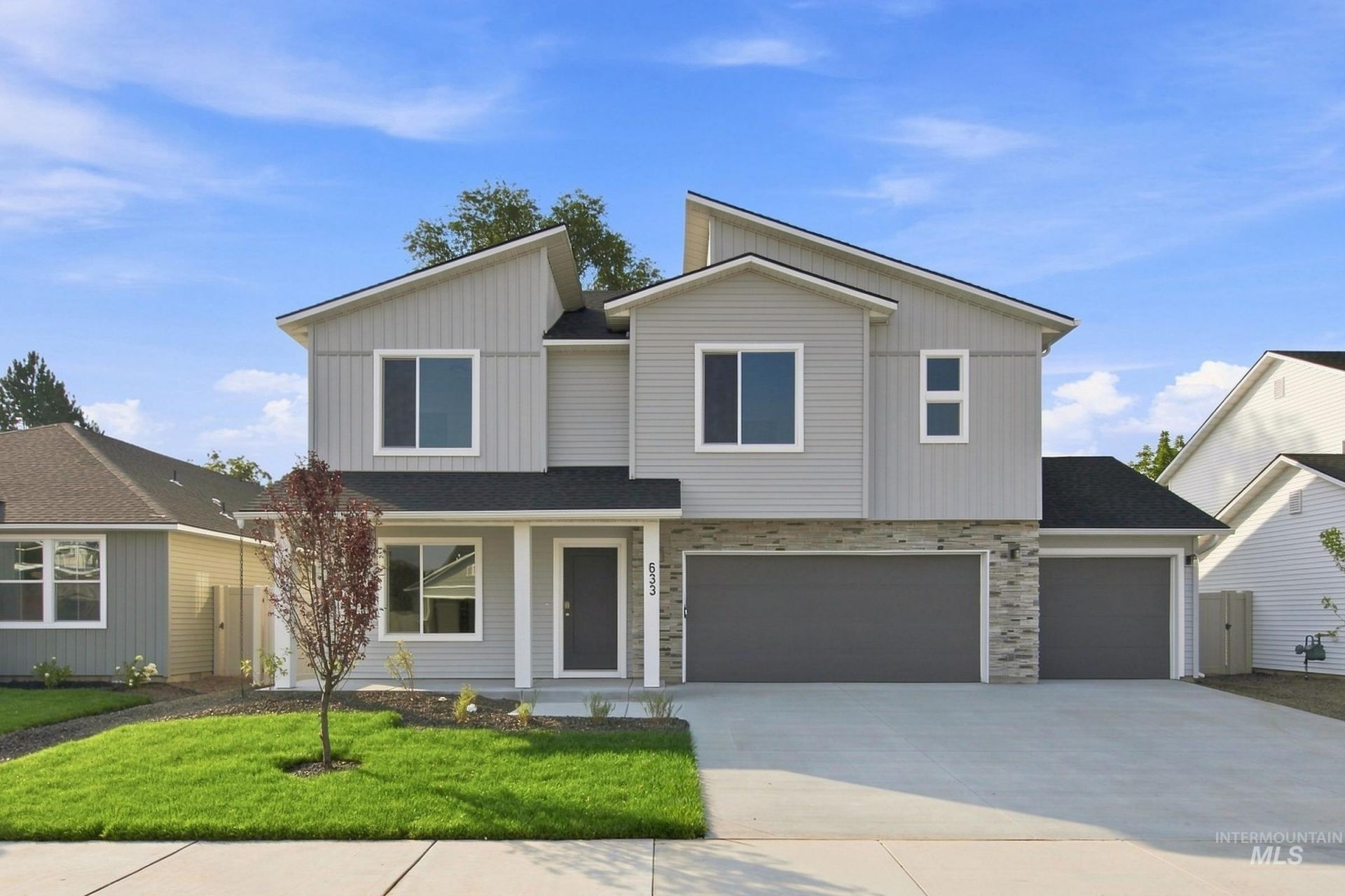 633 W Novak Dr, Emmett, ID 83617 Main Photo
