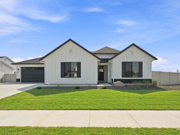 2999 N Schimigadoon Way, Eagle, ID 83616