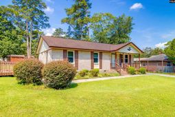608 Juniper Street  photo 4