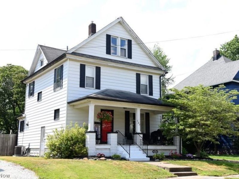 125 Mohican Avenue, Orrville, OH 44667 Photo 2