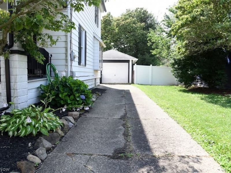 125 Mohican Avenue, Orrville, OH 44667 Photo 4