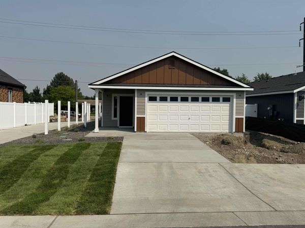 1009 S Century Rd, Spokane Valley, WA 99037