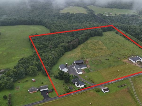 524 Barton Chapel Rd , Punxsutawney, PA 15767