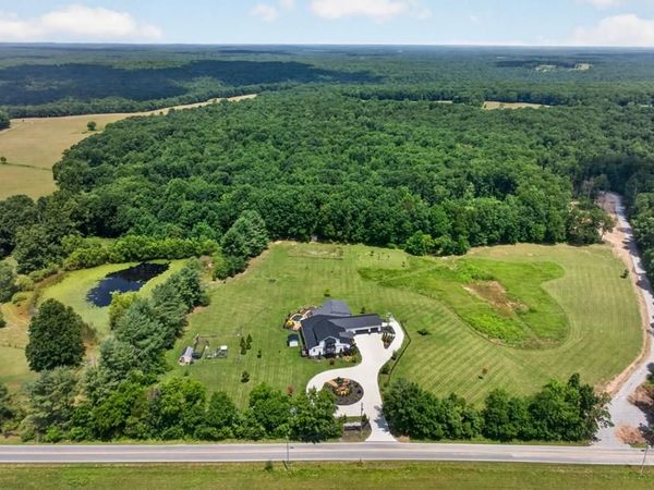 3358 Plateau Road, Crossville, TN 38571