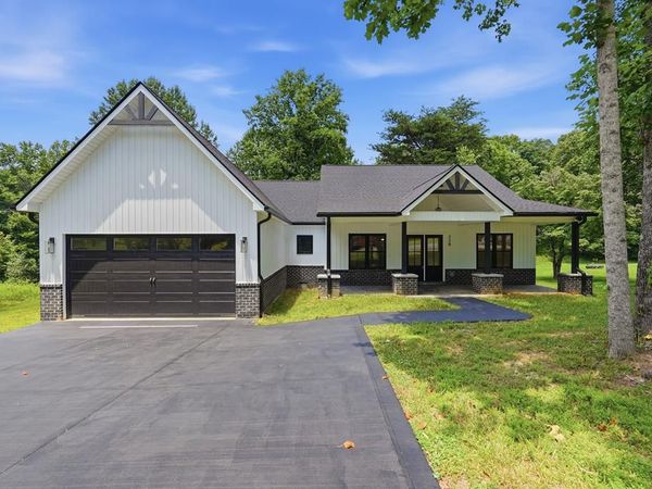 320 Christie Cir, Cookeville, TN 38501