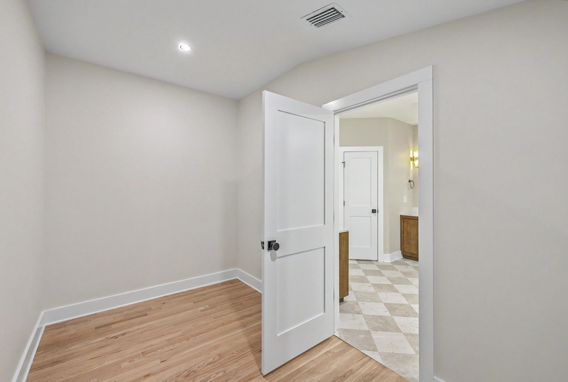1773 Huntington Drive Photo 33