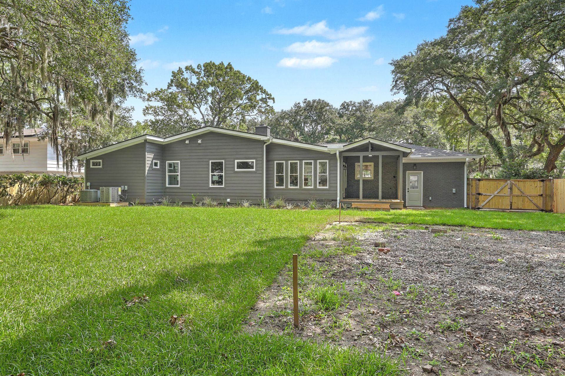 1773 Huntington Drive Photo 45