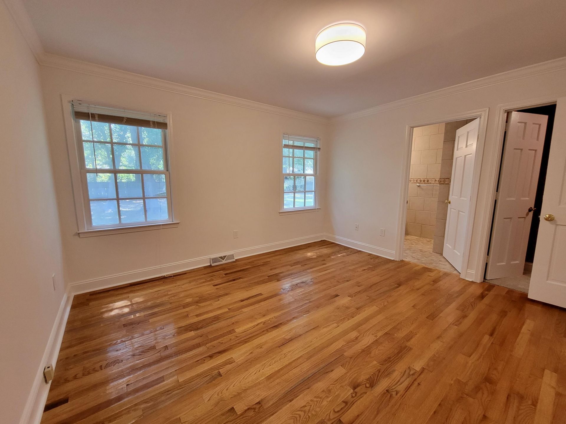 1003 Law Lane Photo 17