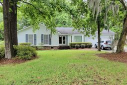 1003 Law Lane photo 4