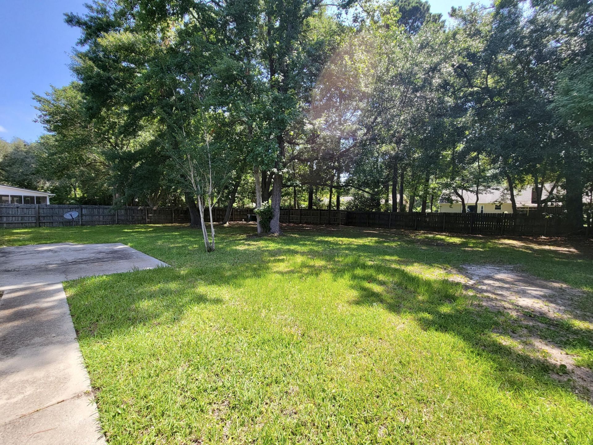 1003 Law Lane Photo 26