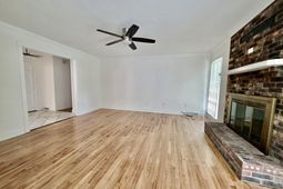 1003 Law Lane photo 4