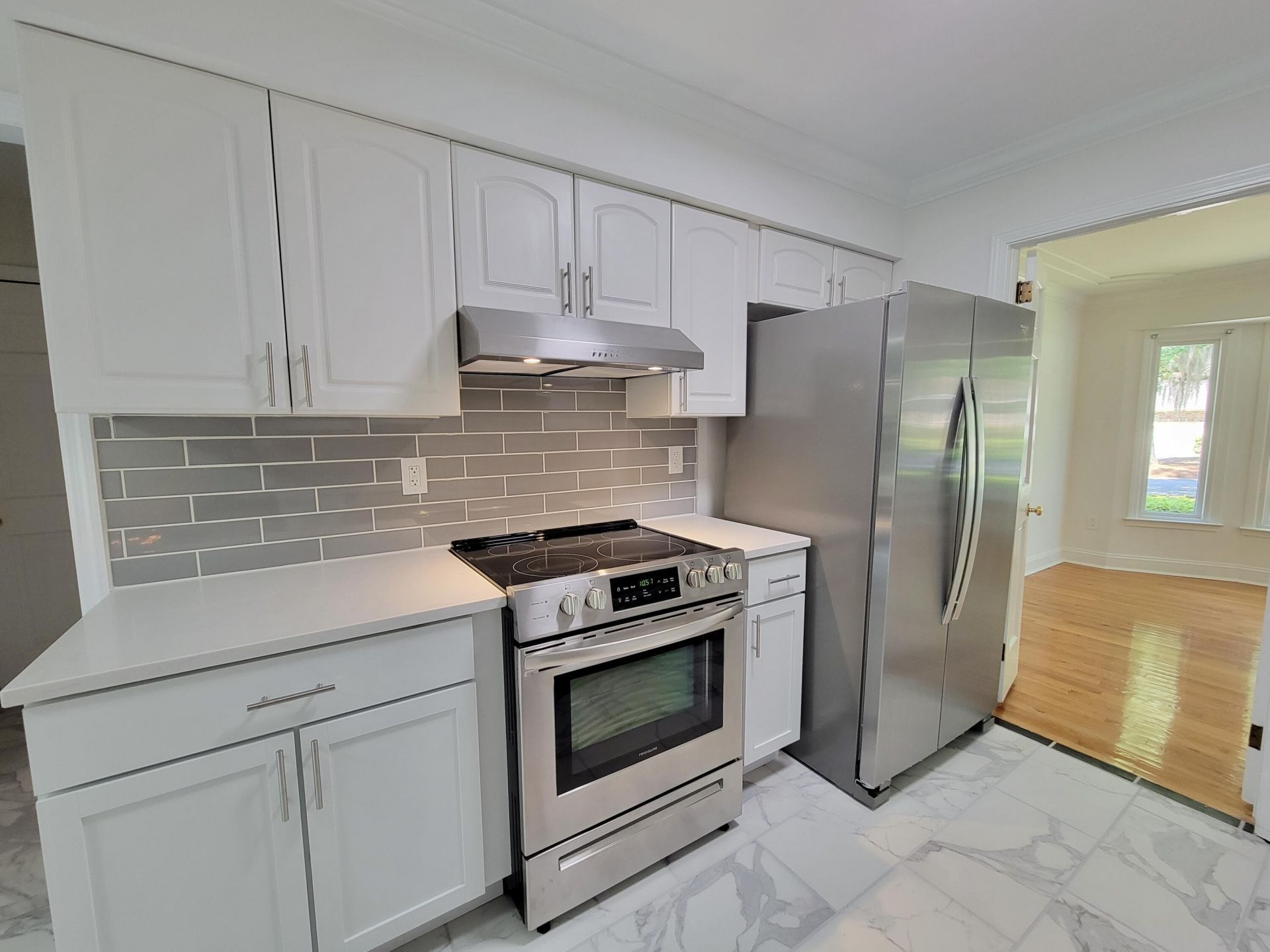 1003 Law Lane Photo 9