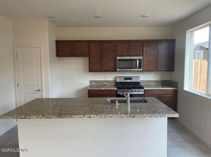 4940 Cavestone Road, Sun Valley, NV 89433 Photo