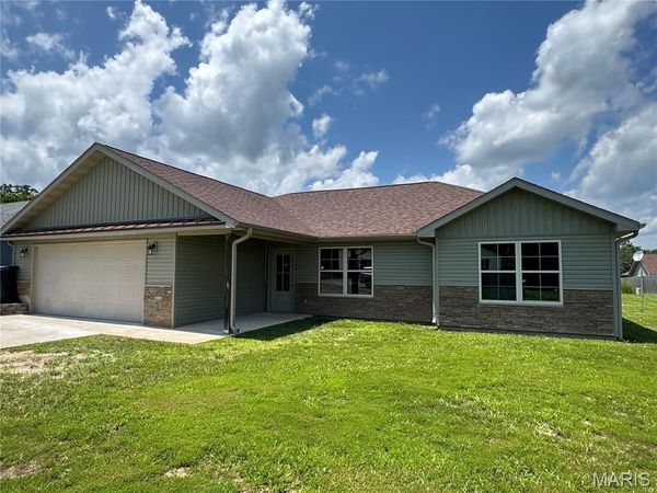 152 Mesa Drive , Waynesville, MO 65583