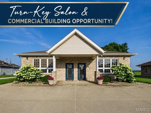 328 Bargraves Boulevard , Troy, IL 62294