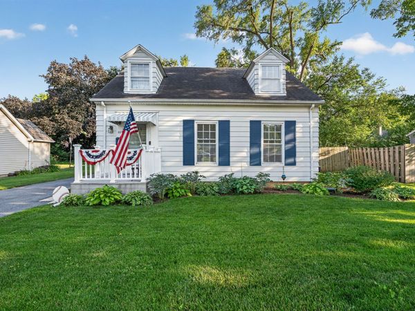 1618 Glenwood Avenue , Joliet, IL 60435