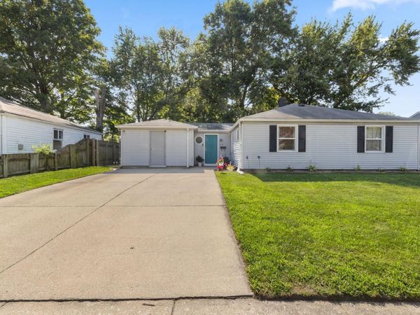 317 Preston Drive, South Bend, IN 46615