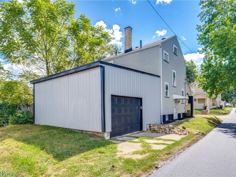 3311 12th Street SW, Canton, OH 44710 Photo 2