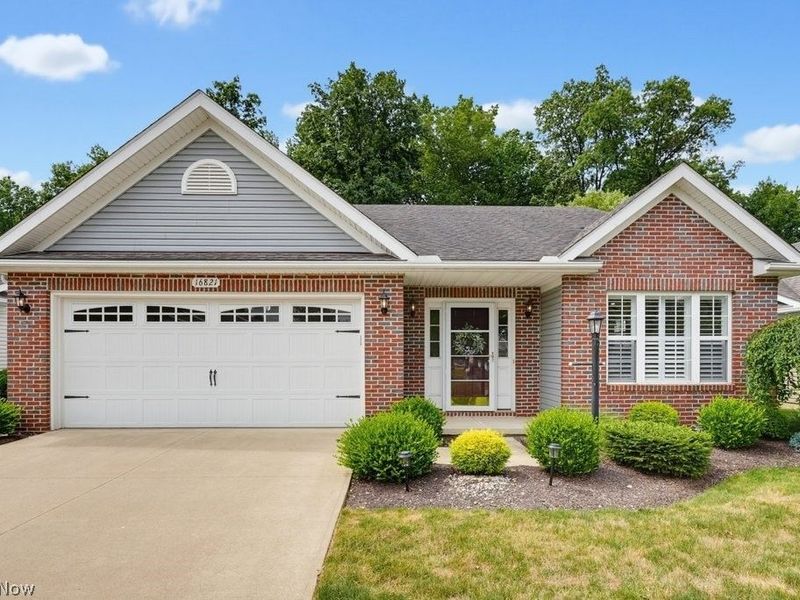 16821 Hinsdale Court, Middleburg Heights, OH 44130 Photo 1