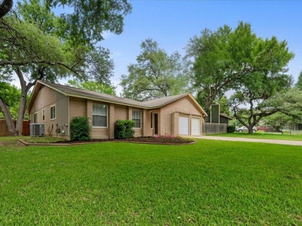 9012 Texas Sun DR, Austin, TX 78748