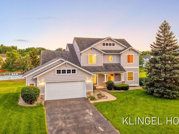8626 Suntree Lane, Zeeland, MI 49464