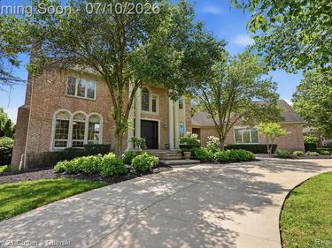 47515 Bellagio Drive, Novi, MI 48167