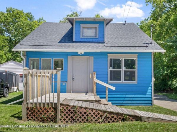 627 S Holmes Street, Lansing, MI 48912