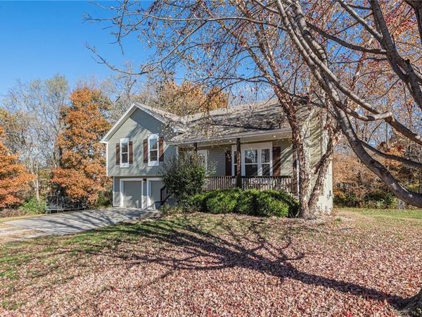 5871 SW Walnut Cove, Trimble, MO 64492
