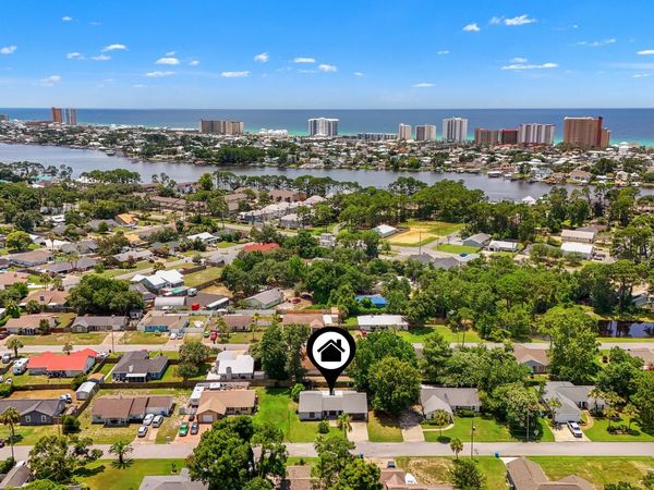 146 Pelican Way, Panama City Beach, FL 32408
