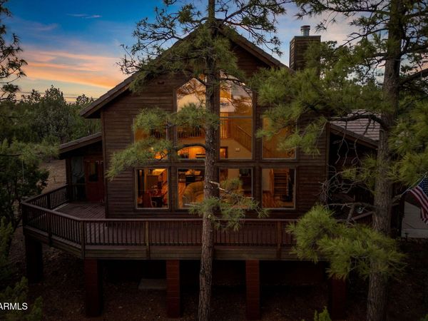 2774 AIR PARK Drive, Overgaard, AZ 85933