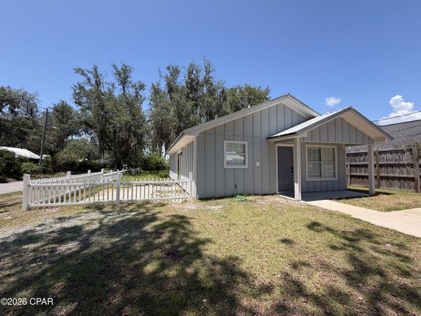 601 E 4th Court, Panama City, FL 32401