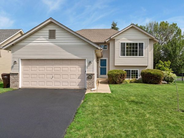 1131 Village Street SE, New Prague, MN 56071