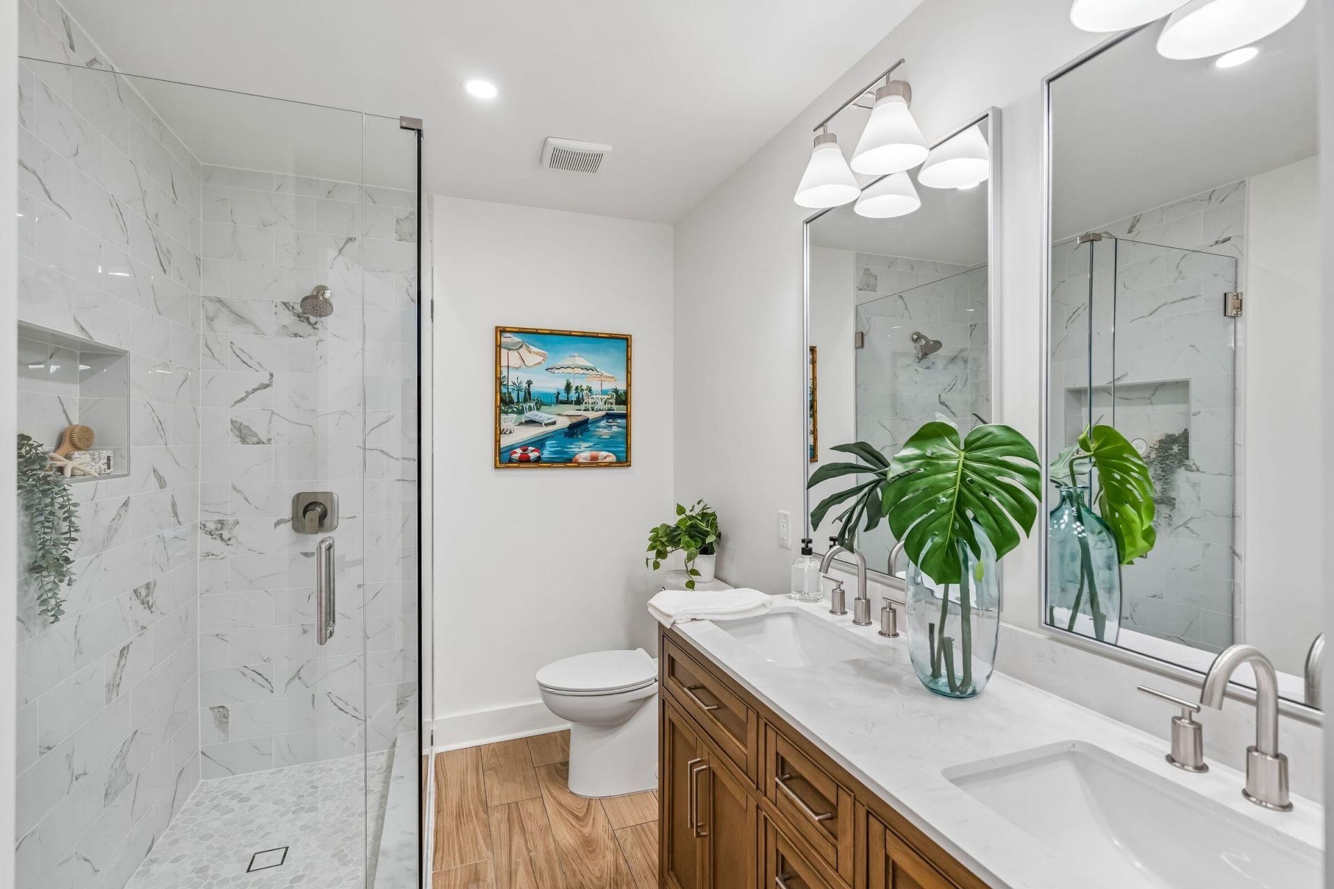 318 Lamont Road Photo 31