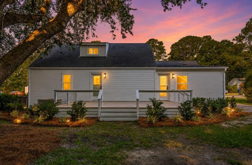 318 Lamont Road Photo 62